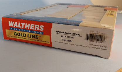 Walthers Meat Reafer x2 coaches set