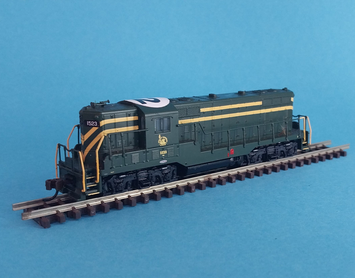 Bachmann GP7 Diesel locomotive Jersey Central N scale