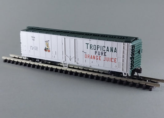 Bachmann N Scale Box car Item 17954 b